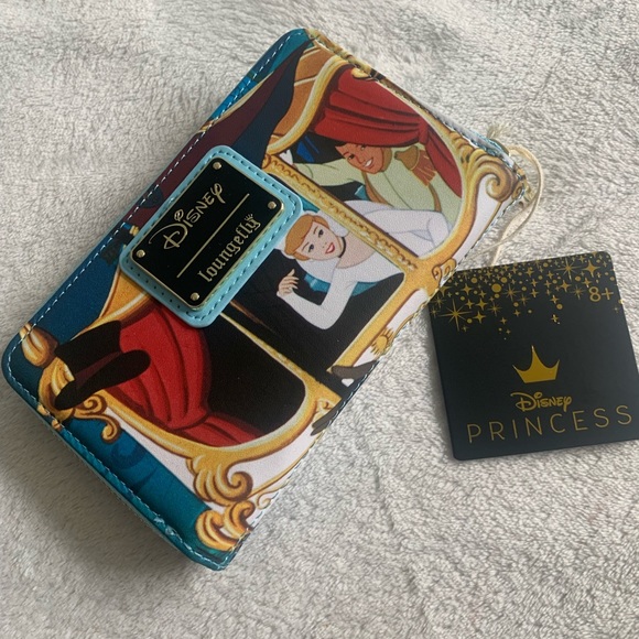 Loungefly x Disney Cinderella Mice Scenes Wallet Purse Bag NWT - Picture 3 of 14